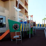 Hotel Paradise Bay 4*