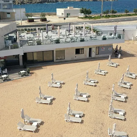 Paradise Bay 4*