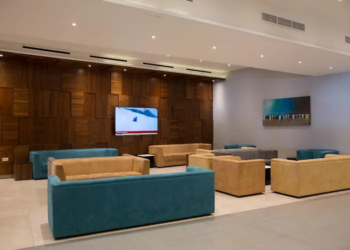 Paradise Bay Hotel 4*