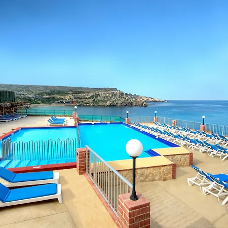 Paradise Bay 4*