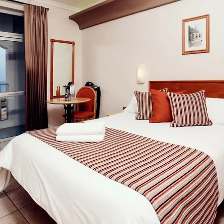 Paradise Bay 4*