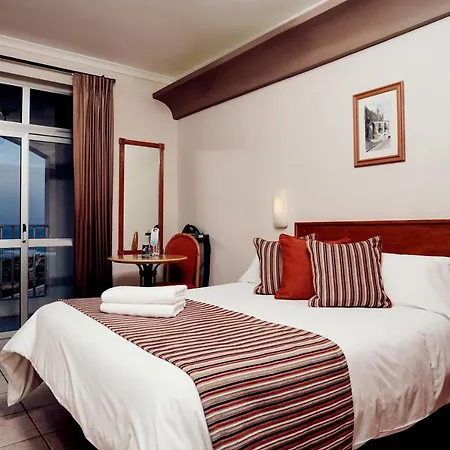Paradise Bay 4*