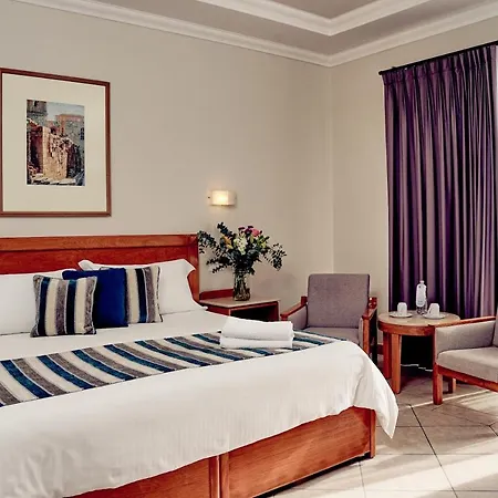 Paradise Bay Hotel 4*