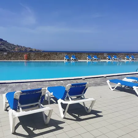 Paradise Bay فندق
