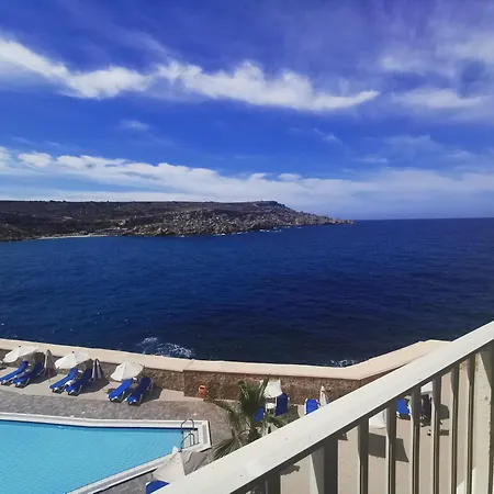 Paradise Bay Hotel