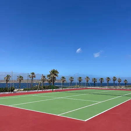 Paradise Bay Hotel
