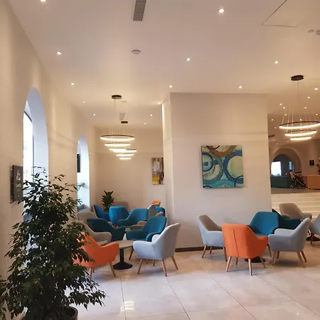 Hotel Paradise Bay 4*