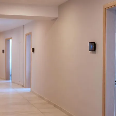 Hotel Paradise Bay 4*