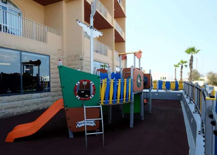 Ξενοδοχείο Paradise Bay 4*